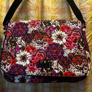 Vera Bradley messenger bag